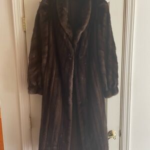 Chic Dark Brown Fur Coat Real Mink Over coat with Belt